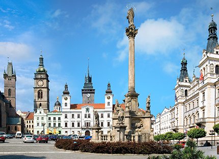 Autopůjčovna Pardubice - hover